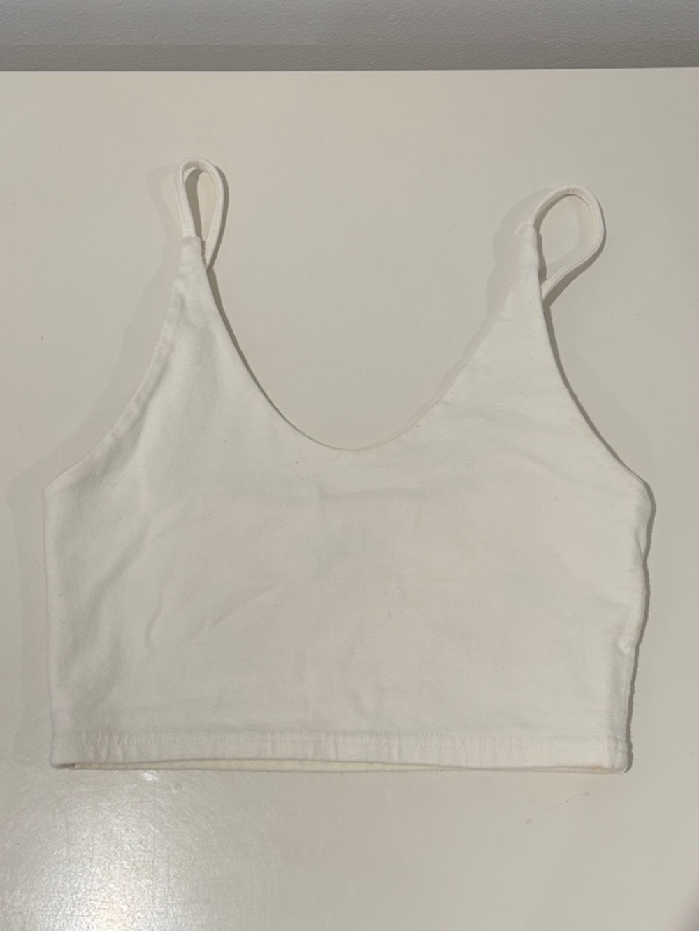 Brandy Melville White Scoop Neck Ribbed Camisole